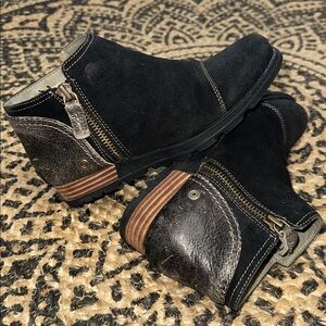 Sz 7-7.5⭐️Sorel Major Low Ankle Black, Distressed Charcoal Heel Waterproof Boot